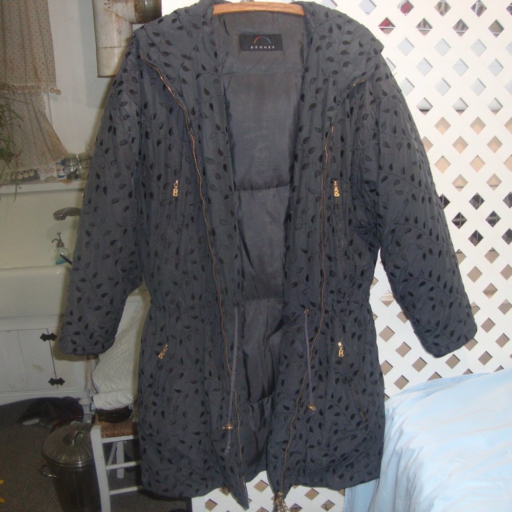 Bogner Germany beautiful off-black winter coat size m